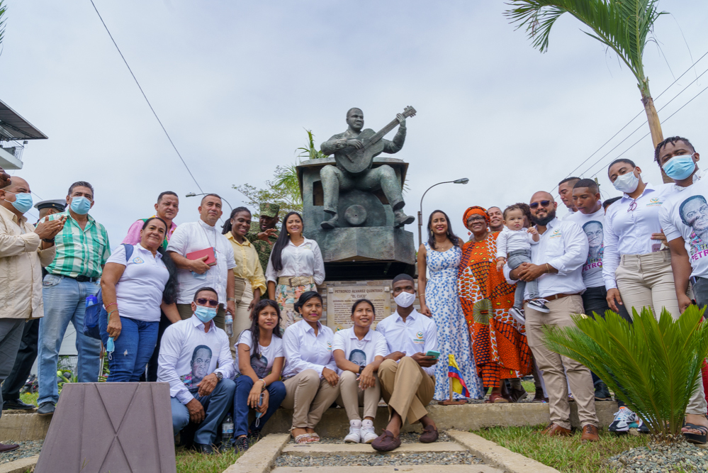 Con la entrega de escultura Buenaventura saldó deuda histórica con