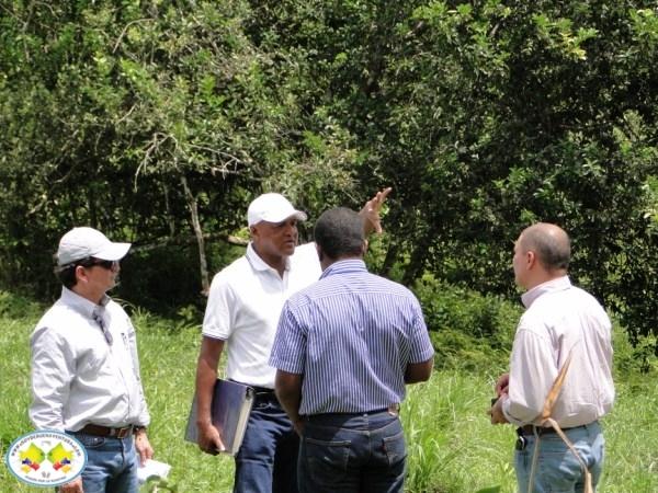 El alcalde y funcionarios de la gobernación hicieron recorrido por