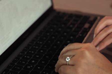 La Gobernación del Valle lanza "Huella Digital", estrategia para capacitar a emprendedores en comercio electrónico