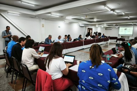 La Gobernadora del Valle reiteró al Gobierno nacional su solicitud de dejar garantizados $ 100 mil millones para proyectos de acueducto en Buenaventura