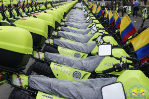 100 motocicletas fueron entregadas al Distrito Especial de Policía  Buenaventura 