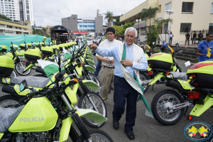 100 motocicletas fueron entregadas al Distrito Especial de Policía  Buenaventura 