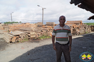 Transportadores de madera bloquean puente El Piñal por falta de salvoconductos