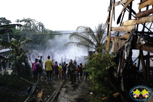 Incendio deja más de 17 casas incineradas en Gamboa