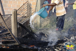 Incendio deja más de 17 casas incineradas en Gamboa