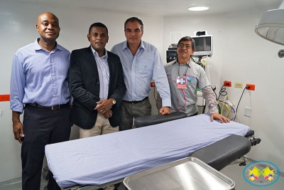 Barco hospital San Rafael ya se encuentra brindando atención médica en ríos de Buenaventura