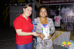 El Centro Comercial Viva Buenaventura realizó homenaje a un grupo mujeres destacadas en la ciudad