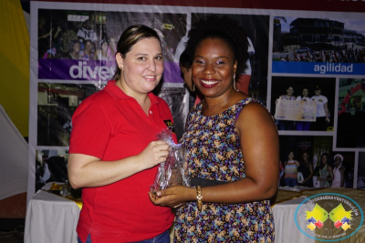 El Centro Comercial Viva Buenaventura realizó homenaje a un grupo mujeres destacadas en la ciudad