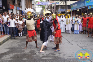 Grupo juvenil Jeshua realizó nuevamente la representación en vivo del Santo Viacrucis en Buenaventura