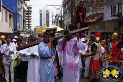 Grupo juvenil Jeshua realizó nuevamente la representación en vivo del Santo Viacrucis en Buenaventura