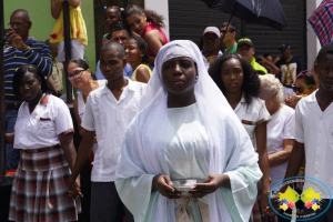 Grupo juvenil Jeshua realizó nuevamente la representación en vivo del Santo Viacrucis en Buenaventura