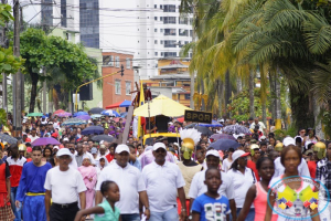 Grupo juvenil Jeshua realizó nuevamente la representación en vivo del Santo Viacrucis en Buenaventura