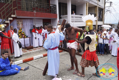 Grupo juvenil Jeshua realizó nuevamente la representación en vivo del Santo Viacrucis en Buenaventura