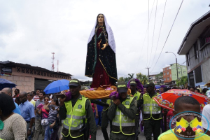 Grupo juvenil Jeshua realizó nuevamente la representación en vivo del Santo Viacrucis en Buenaventura