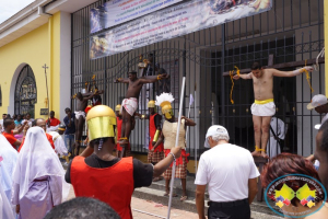 Grupo juvenil Jeshua realizó nuevamente la representación en vivo del Santo Viacrucis en Buenaventura