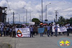 Estudiantes de Unipacífico marcharon exigiendo se convoque a elecciones de estamentos representativos de la Alma Máter