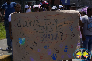 Estudiantes de Unipacífico marcharon exigiendo se convoque a elecciones de estamentos representativos de la Alma Máter