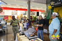 Se realizó el 4to Encuentro de Melómanos y Coleccionistas de Salsa en el Centro Comercial Viva Buenaventura