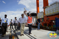 Con la llegada de nueve modernas grúas continúan los trabajos en la Sociedad Puerto Industrial Aguadulce