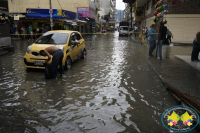 Buena parte del centro de Buenaventura se inundó por fuerte aguacero