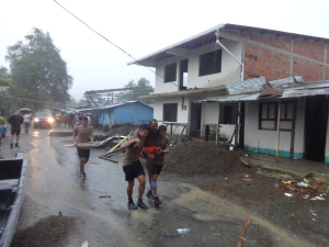 Armada Nacional brinda asistencia humanitaria a las comunidades de Bahía Solano, durante emergencia invernal