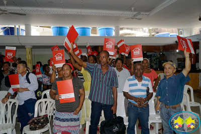 1.200 familias de Buenaventura recibieron títulos de propiedad