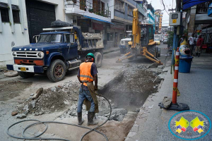 Iniciaron trabajos de reparación de la carrera 4ta entre calles 3ra y 2da  del centro de la ciudad 