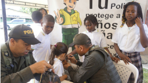 Policía Nacional fortalece actividades sociales con las comunidades en Buenaventura y el Valle del Cauca