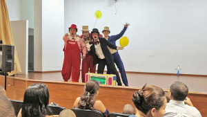 Con éxito se realizó presentación de obra teatral “El Mini Circo” en Comfenalco Valle