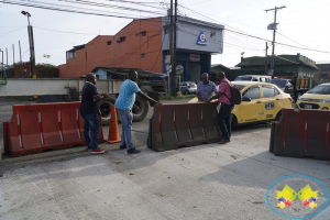 Se dio al servicio el puente el Piñal que estaba en reaparición