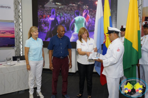 Alcalde Distrital recibió la bandera de los Juegos Nacionales de Mar y Playa Buenaventura 2019