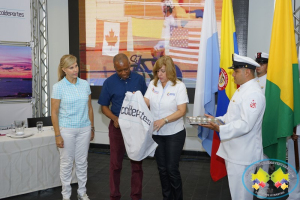 Alcalde Distrital recibió la bandera de los Juegos Nacionales de Mar y Playa Buenaventura 2019