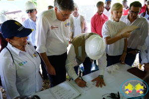 Se firmó el acta de inicio de la construcción de los dos tanques de almacenamiento de agua en Loma Alta en Citronela