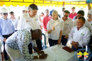 Se firmó el acta de inicio de la construcción de los dos tanques de almacenamiento de agua en Loma Alta en Citronela