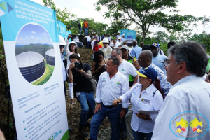 Se firmó el acta de inicio de la construcción de los dos tanques de almacenamiento de agua en Loma Alta en Citronela