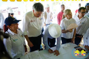 Se firmó el acta de inicio de la construcción de los dos tanques de almacenamiento de agua en Loma Alta en Citronela