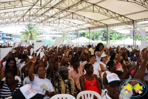 Multitudinaria fue la asistencia al cierre de campaña de Roy Barreras el 25 de febrero en Buenaventura