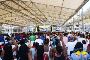 Multitudinaria fue la asistencia al cierre de campaña de Roy Barreras el 25 de febrero en Buenaventura