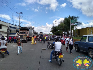 Mototaxistas bloquearon el puente El Piñal 