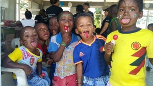 Voluntarios Telefónica llevaron alegría a niños de Punta Soldado en Buenaventura