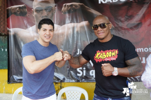 Oscar Rivas anunció apoyo para reconstruir el gimnasio de boxeo del barrio La Independencia y realizó donación a la campaña de Carlos Clavijo a la Gobernación del Valle