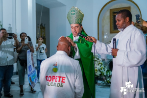 Con una eucaristía, Héctor Copete realizó el cierre de campaña a la Alcaldía de Buenaventura