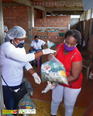 La #BuenaventuraSolidaria sigue llegando a las comunas con mercados  