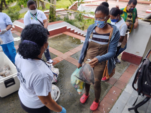 Estudiantes de la Univalle y la Unipacífico recibieron mercados que entregó la Alcaldía Distrital de Buenaventura 