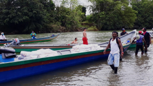 La Alcaldía Distrital de Buenaventura hizo entrega de mercados a comunidades negras e indígenas en el Bajo Calima