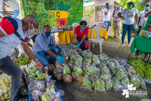 En el marco de la campaña Cosecha Solidaridad, consejos comunitarios aportaron de sus alimentos para la zona urbana de Buenaventura