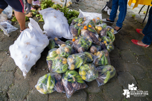 En el marco de la campaña Cosecha Solidaridad, consejos comunitarios aportaron de sus alimentos para la zona urbana de Buenaventura