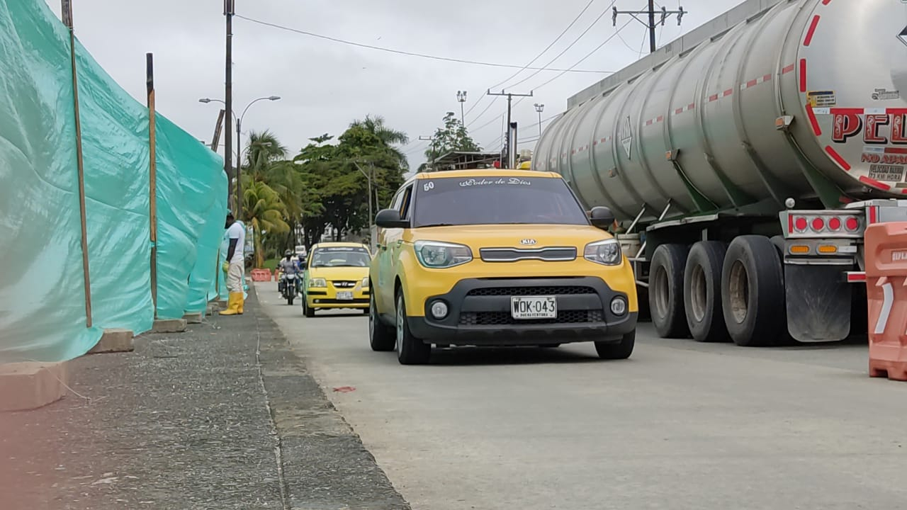 Suspenden trabajos en el tramo Sena- San Luis sobre la avenida Simón Bolívar de Buenaventura 