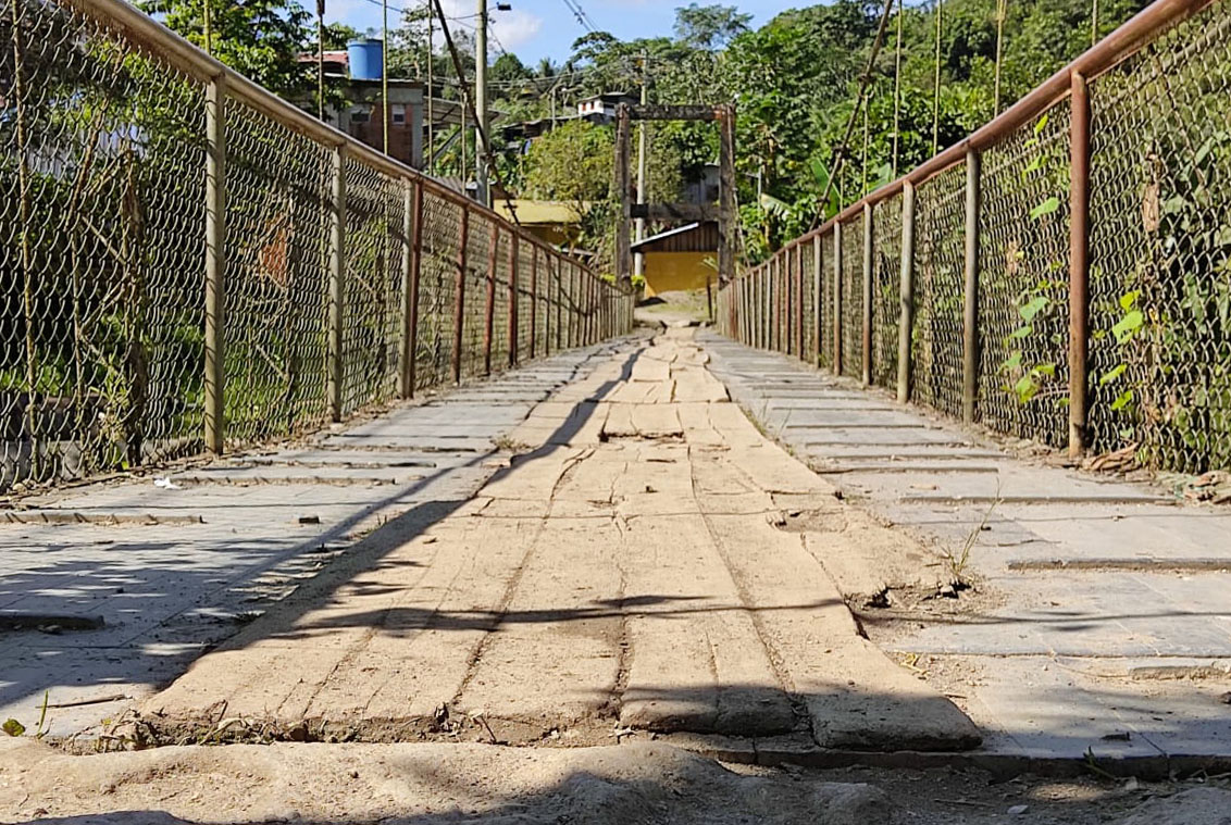 La Administración Distrital de Buenaventura busca resolver problemática de un puente en el corregimiento de La Delfina