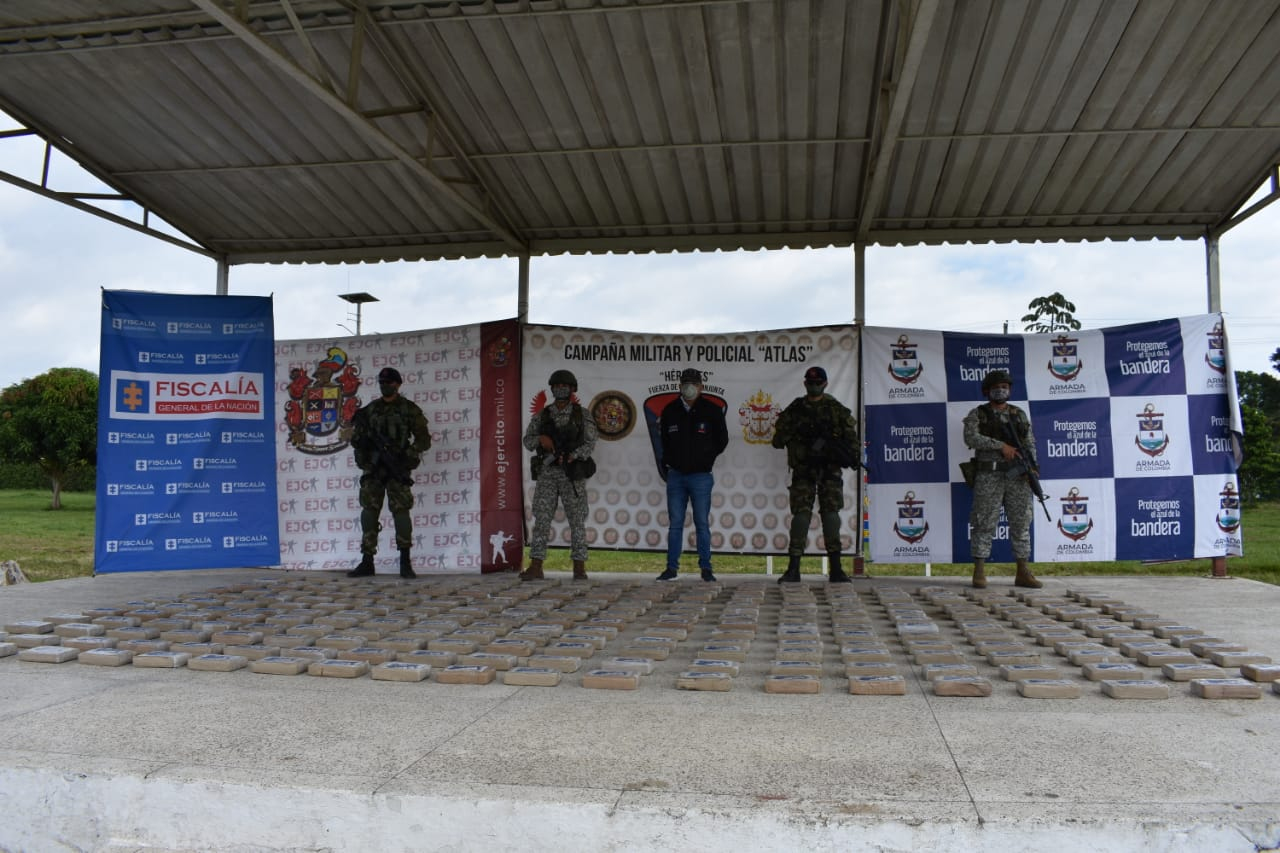 Unidades de la Armada y el Ejército incautaron un cargamento de cocaína en Tumaco